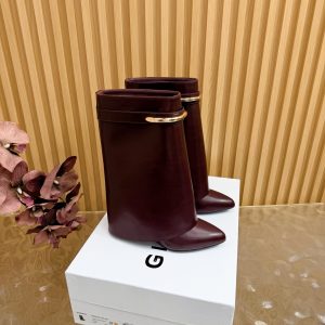 Givenchy Straight-Leg Shiny Leather Boots Gate15489