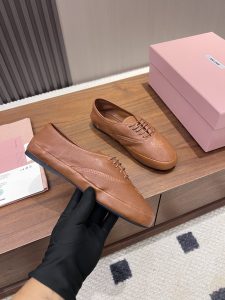 Miu Miu Flat Shoes Gate7610