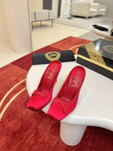 Christian Louboutin High Heels Gate1757