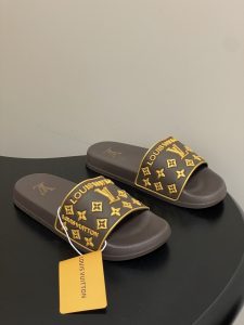 Louis Vuitton Beach Shoes Gate8527