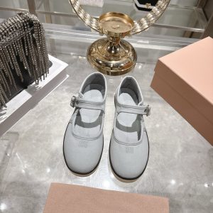 Miu Miu Canvas Shoes Gate604