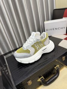 Givenchy Casual Shoes Gate12015