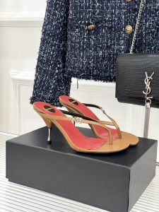 Saint Laurent Flip Flops Gate8226