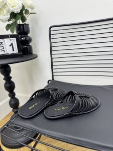 Miu Miu Woven Sandals Gate85