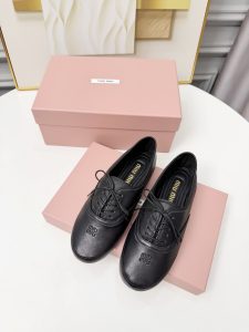 Miu Miu Casual Shoes Gate11870