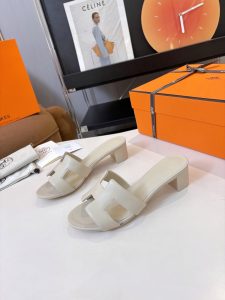 Hermes Genuine Leather Slippers Gate15474