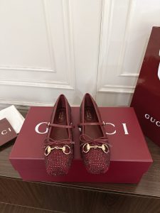 Gucci Canvas Shoes Gate656